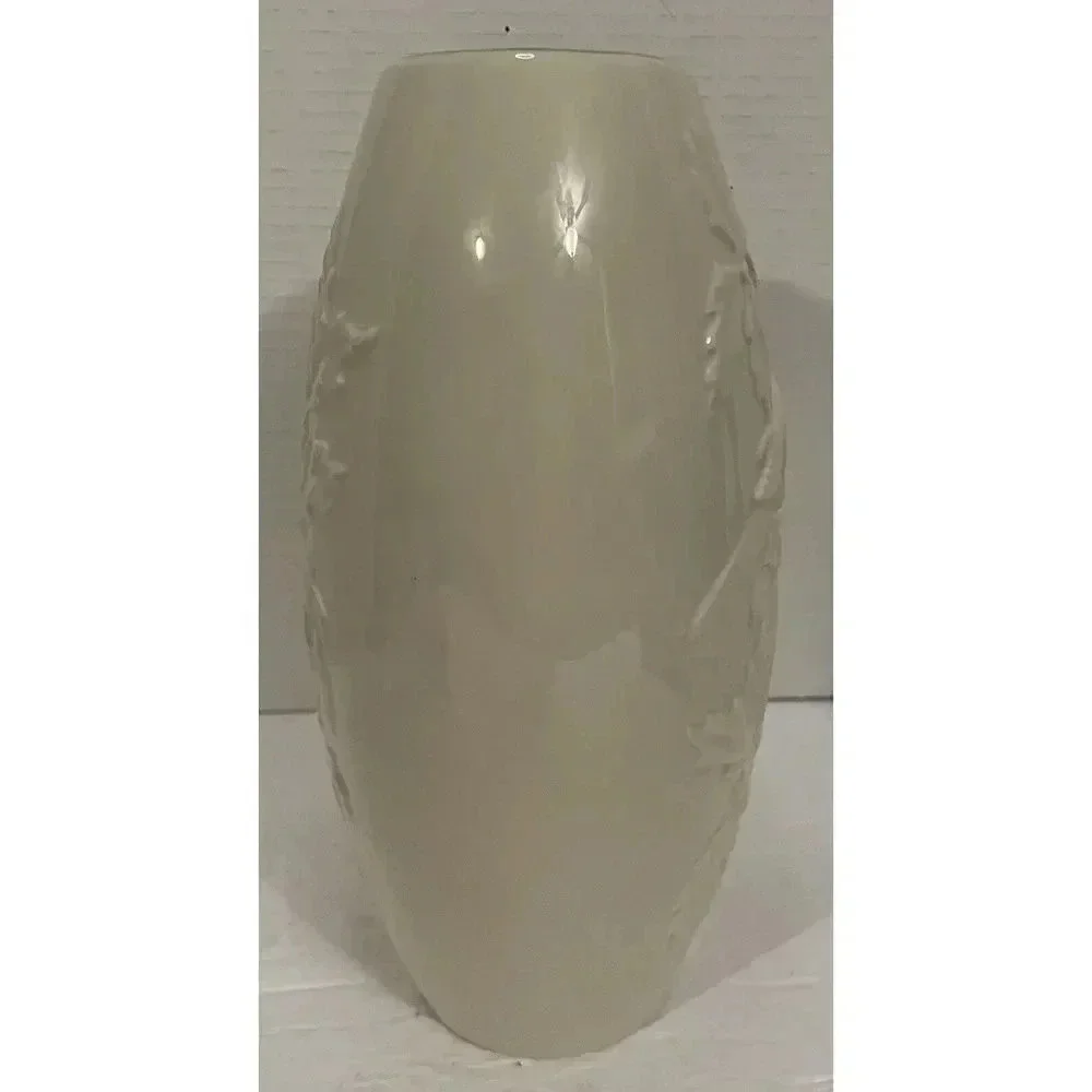 Lenox this porcelain